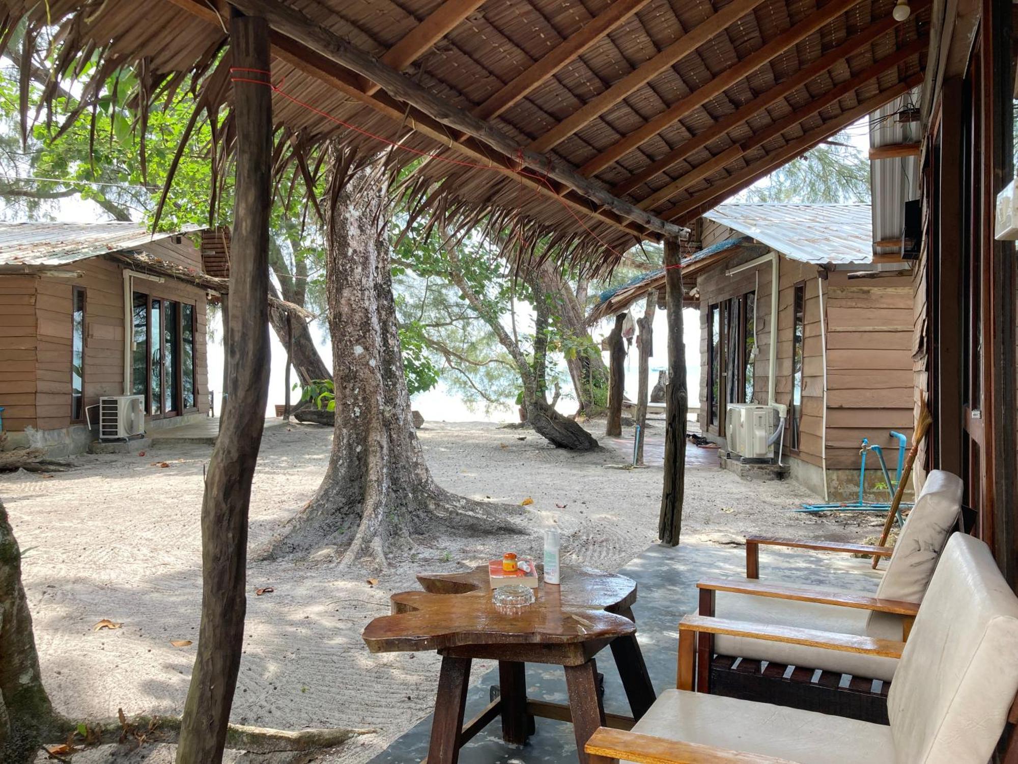 Hotel La Ong Lay Koh Phayam Exterior foto