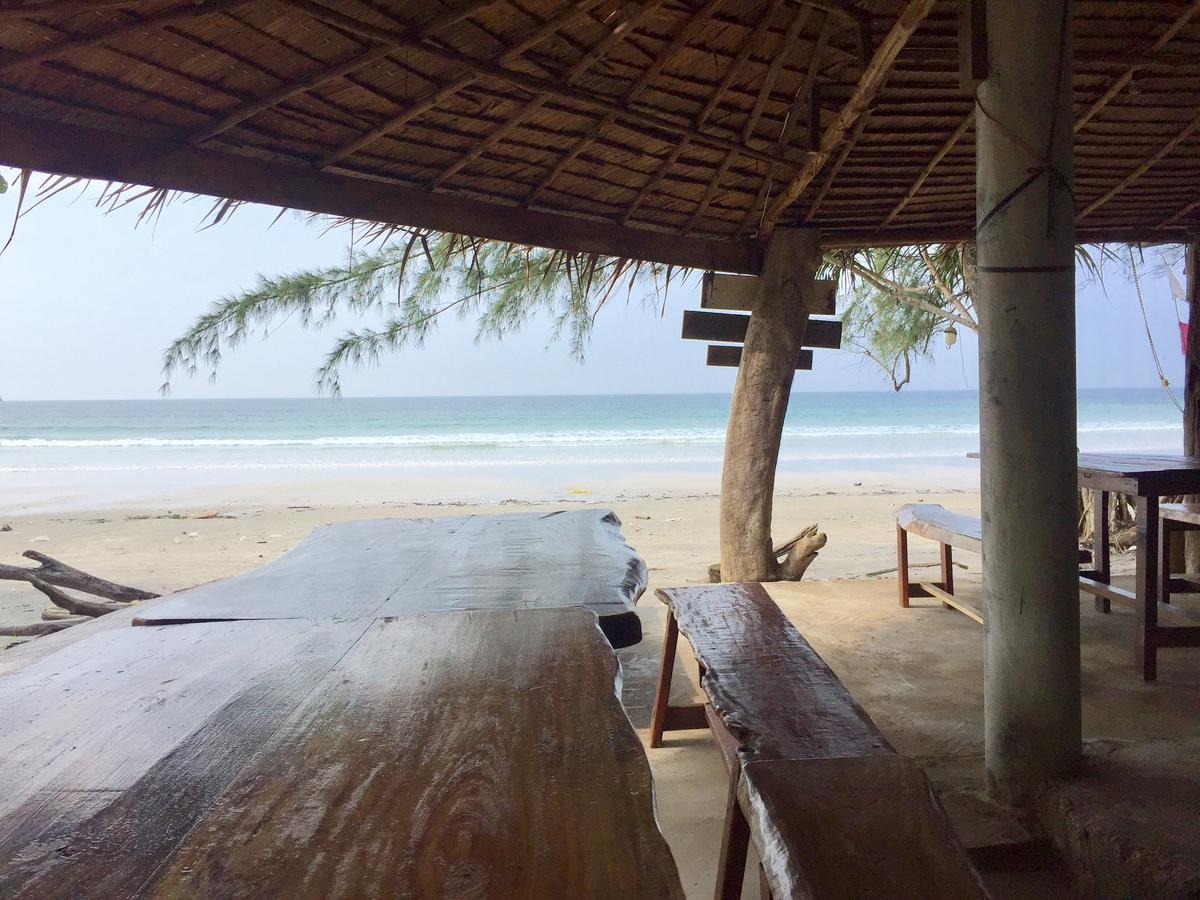 Hotel La Ong Lay Koh Phayam Exterior foto