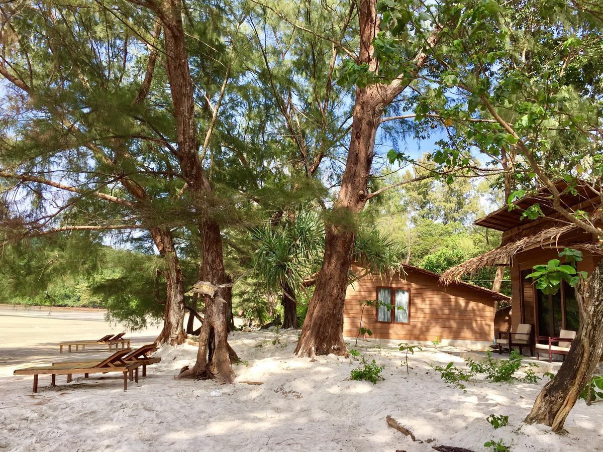Hotel La Ong Lay Koh Phayam Exterior foto