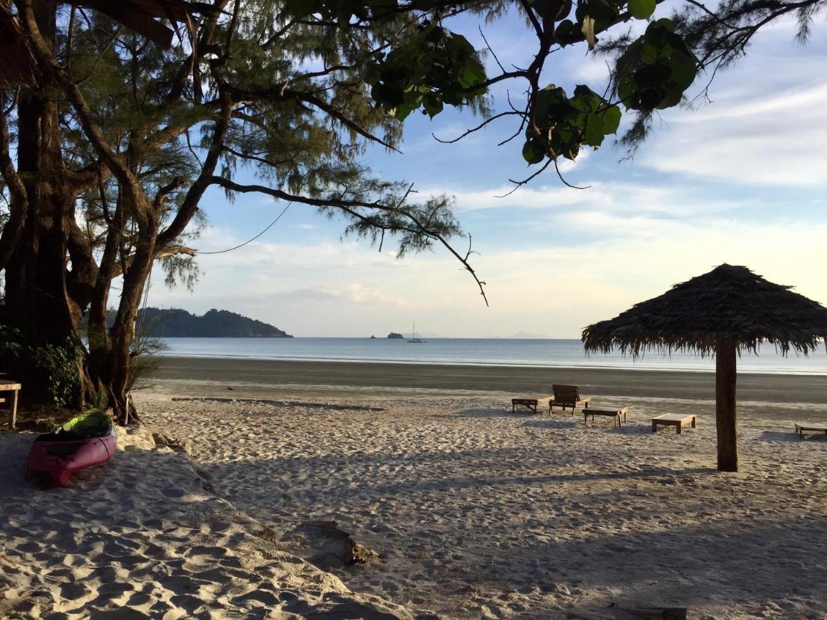 Hotel La Ong Lay Koh Phayam Exterior foto