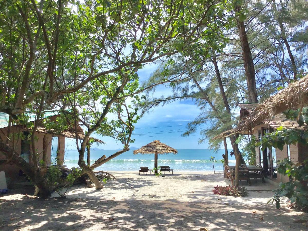 Hotel La Ong Lay Koh Phayam Exterior foto